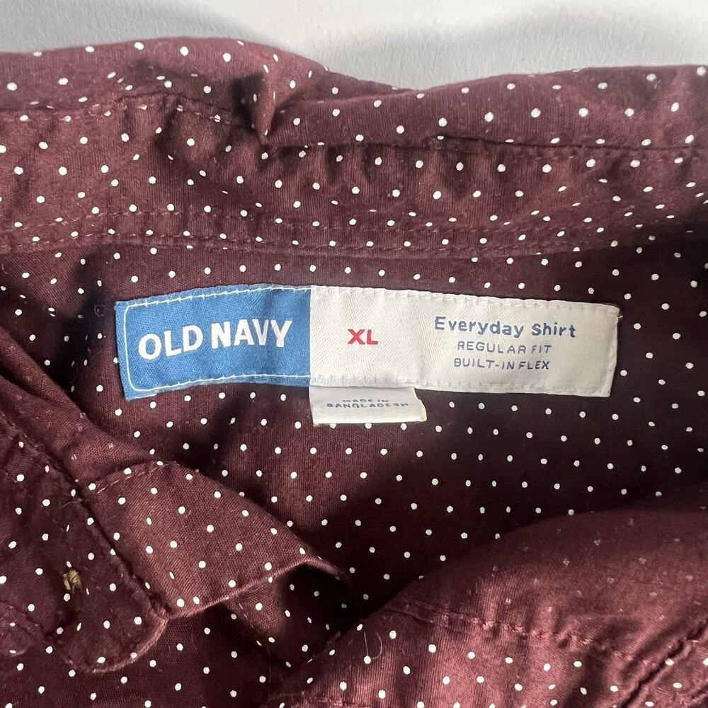 Old Navy Everyday Shirt Men's Regular Fit Burgundy Polka Dot Button-Up XL Long … - Picture 6 of 7